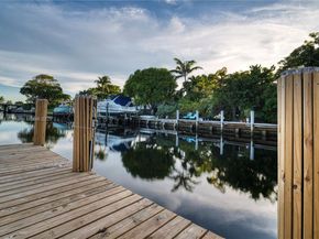 5561 NE 28th Ave, Fort Lauderdale FL 33308