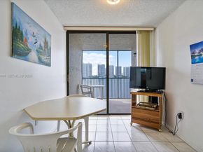 17500 N Bay Rd S707, Sunny Isles Beach FL 33160