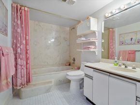 17500 N Bay Rd S707, Sunny Isles Beach FL 33160