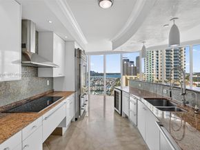 1000 S Pointe Dr 1501, Miami Beach FL 33139