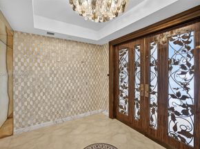 1000 S Pointe Dr 1501, Miami Beach FL 33139