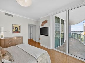 1000 S Pointe Dr 1501, Miami Beach FL 33139