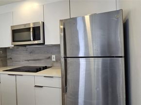 7075 NW 186th St C101, Hialeah FL 33015