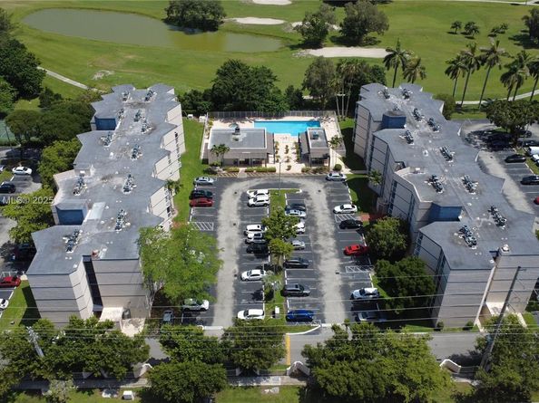 7075 NW 186th St C101, Hialeah FL 33015