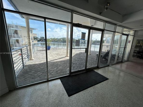 6484 Indian Creek Dr 303, Miami Beach FL 33141