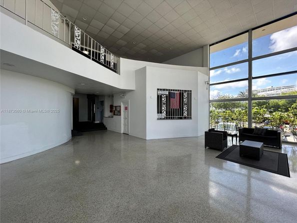 6484 Indian Creek Dr 303, Miami Beach FL 33141