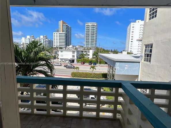 6484 Indian Creek Dr 303, Miami Beach FL 33141