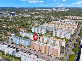 301 NE 14th Ave 601, Hallandale Beach FL 33009