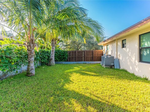 14171 SW 291st Ter, Homestead FL 33033