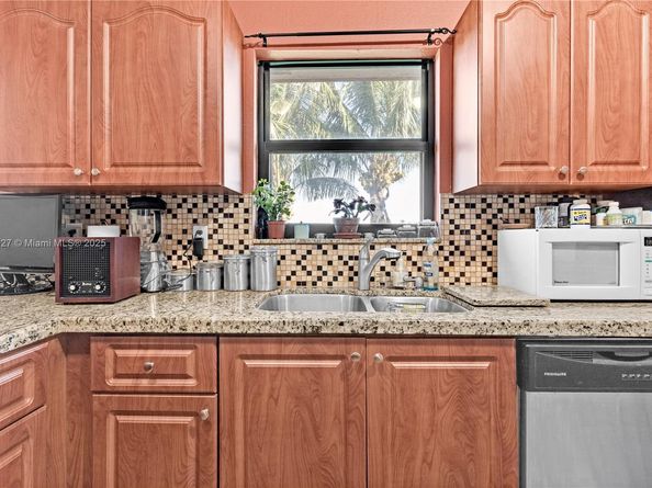 14171 SW 291st Ter, Homestead FL 33033