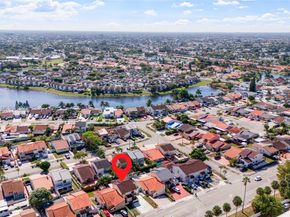 12276 SW 10th St, Miami FL 33184