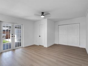 11030 SW 42 St, Miami FL 33165