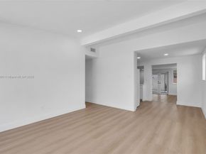 11030 SW 42 St, Miami FL 33165