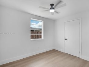 11030 SW 42 St, Miami FL 33165