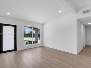 11030 SW 42 St, Miami FL 33165