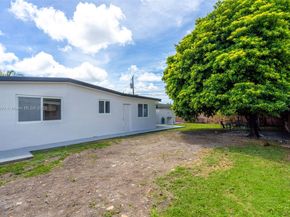 11030 SW 42 St, Miami FL 33165