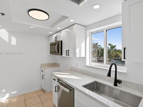 2475 NW 16th St Rd 310, Miami FL 33125