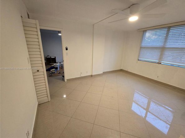 115 Royal Park Dr 2H, Oakland Park FL 33309