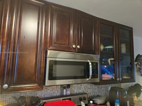 115 Royal Park Dr 2H, Oakland Park FL 33309