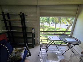 115 Royal Park Dr 2H, Oakland Park FL 33309