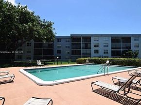 115 Royal Park Dr 2H, Oakland Park FL 33309