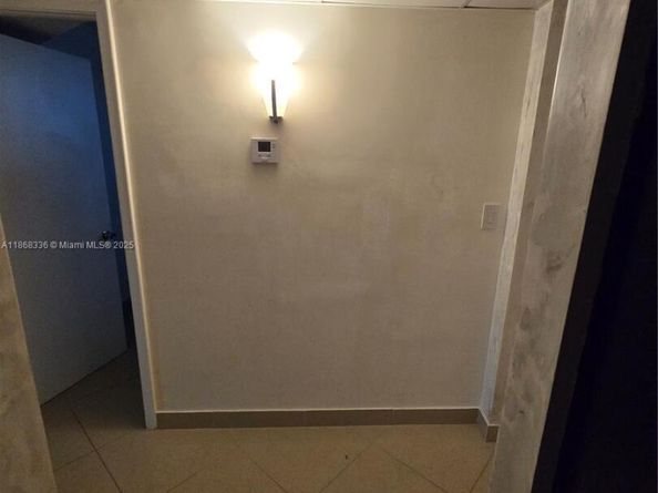 115 Royal Park Dr 2H, Oakland Park FL 33309