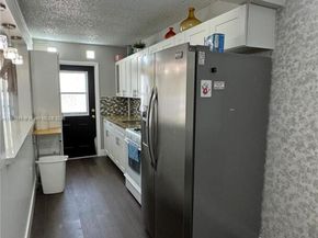 160 NE 203rd Ter E31, Miami Gardens FL 33179