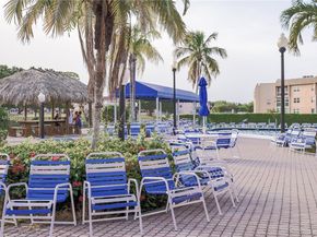 2780 N Pine Island Rd 211, Sunrise FL 33322