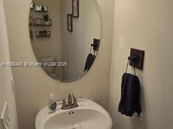 8340 Cocoplum Sound Ln, West Palm Beach FL 33411