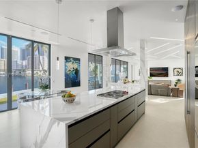 501 Palm Dr, Hallandale Beach FL 33009