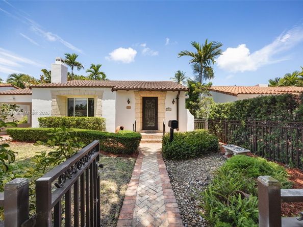 451 SW 25th Rd, Miami FL 33129
