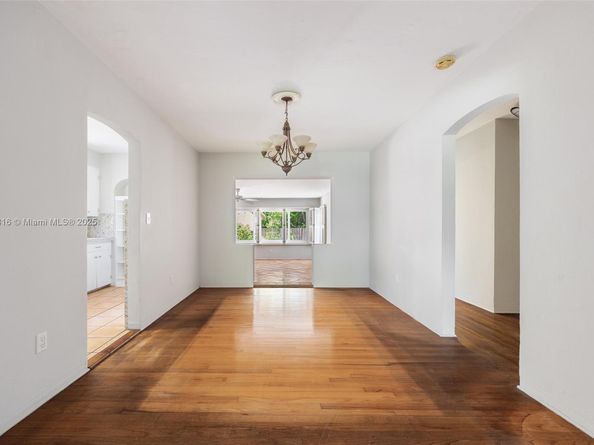 451 SW 25th Rd, Miami FL 33129