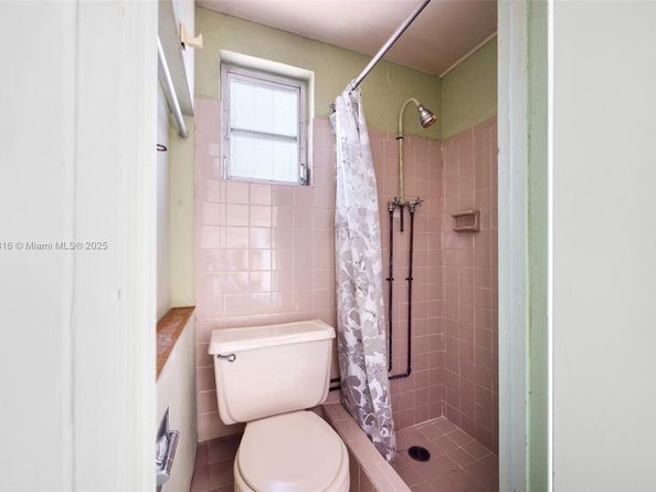 451 SW 25th Rd, Miami FL 33129