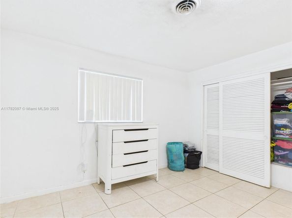 1713 SW 11th Ct, Fort Lauderdale FL 33312