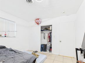 1713 SW 11th Ct, Fort Lauderdale FL 33312