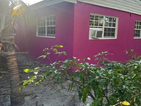 15775 NE 13th Ave, North Miami Beach FL 33162
