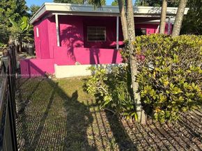 15775 NE 13th Ave, North Miami Beach FL 33162