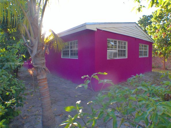 15775 NE 13th Ave, North Miami Beach FL 33162