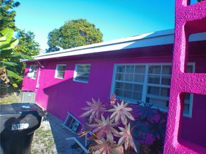 15775 NE 13th Ave, North Miami Beach FL 33162