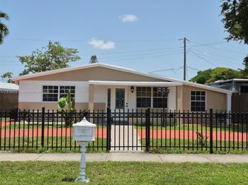 5930 N Farragut Dr