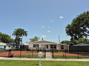5930 N Farragut Dr, Hollywood FL 33021