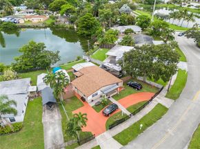 5930 N Farragut Dr, Hollywood FL 33021