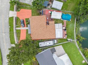 5930 N Farragut Dr, Hollywood FL 33021