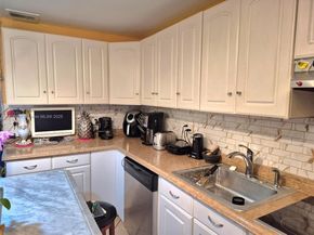 5930 N Farragut Dr, Hollywood FL 33021