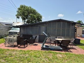 5930 N Farragut Dr, Hollywood FL 33021