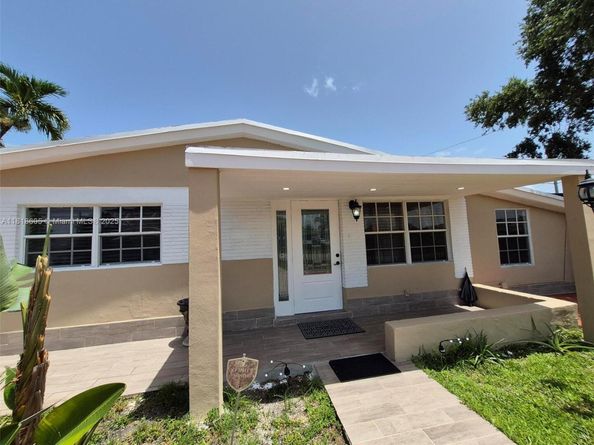 5930 N Farragut Dr, Hollywood FL 33021