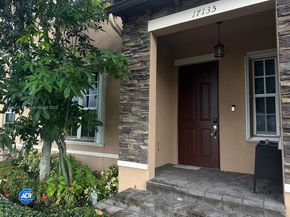 17135 SW 96 St, Miami FL 33196