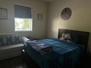 17135 SW 96 St, Miami FL 33196