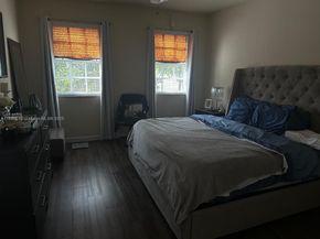 17135 SW 96 St, Miami FL 33196