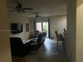 17135 SW 96 St, Miami FL 33196